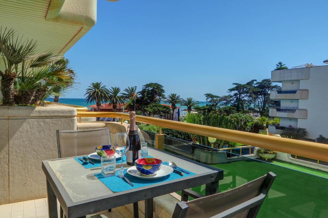 Mediterraneo Seaview Apartment By Hello Homes Sitges Eksteriør billede