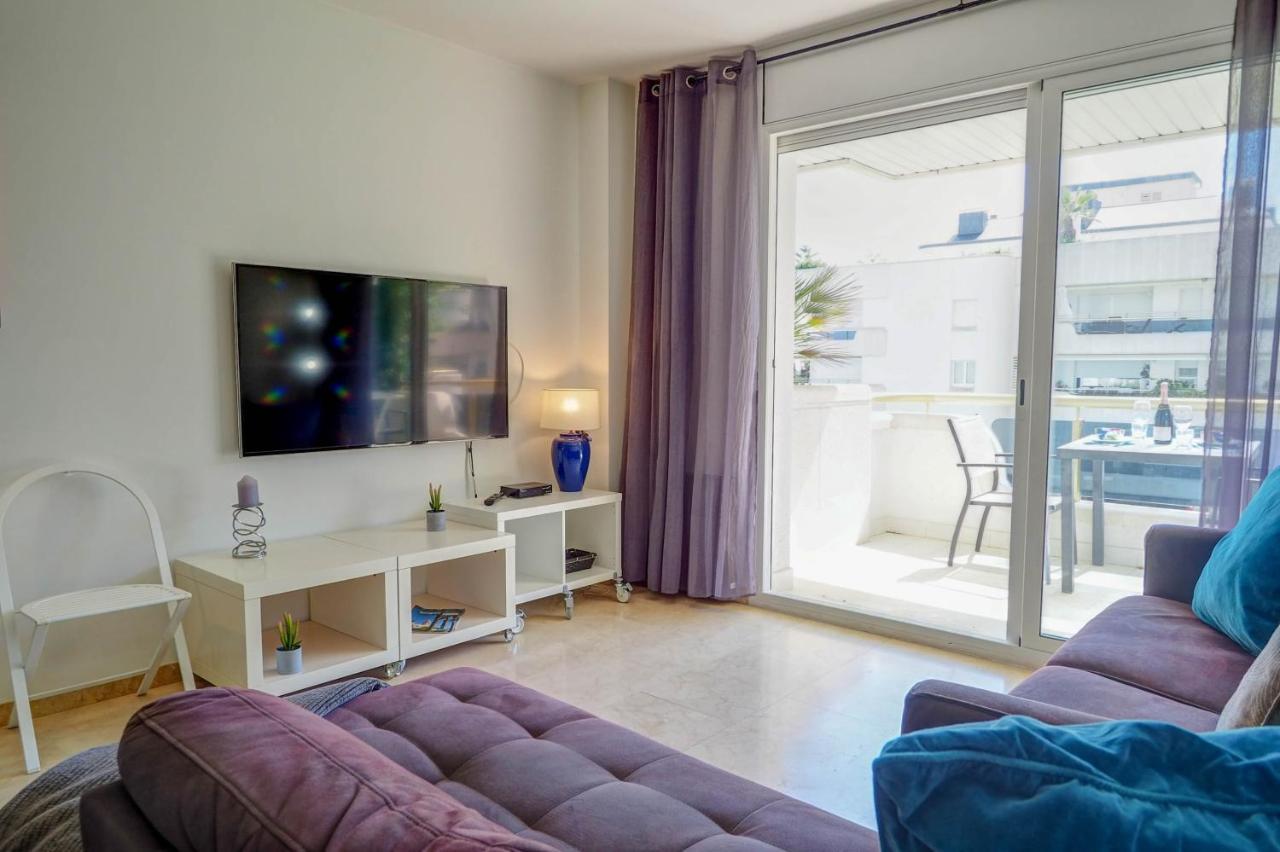 Mediterraneo Seaview Apartment By Hello Homes Sitges Eksteriør billede