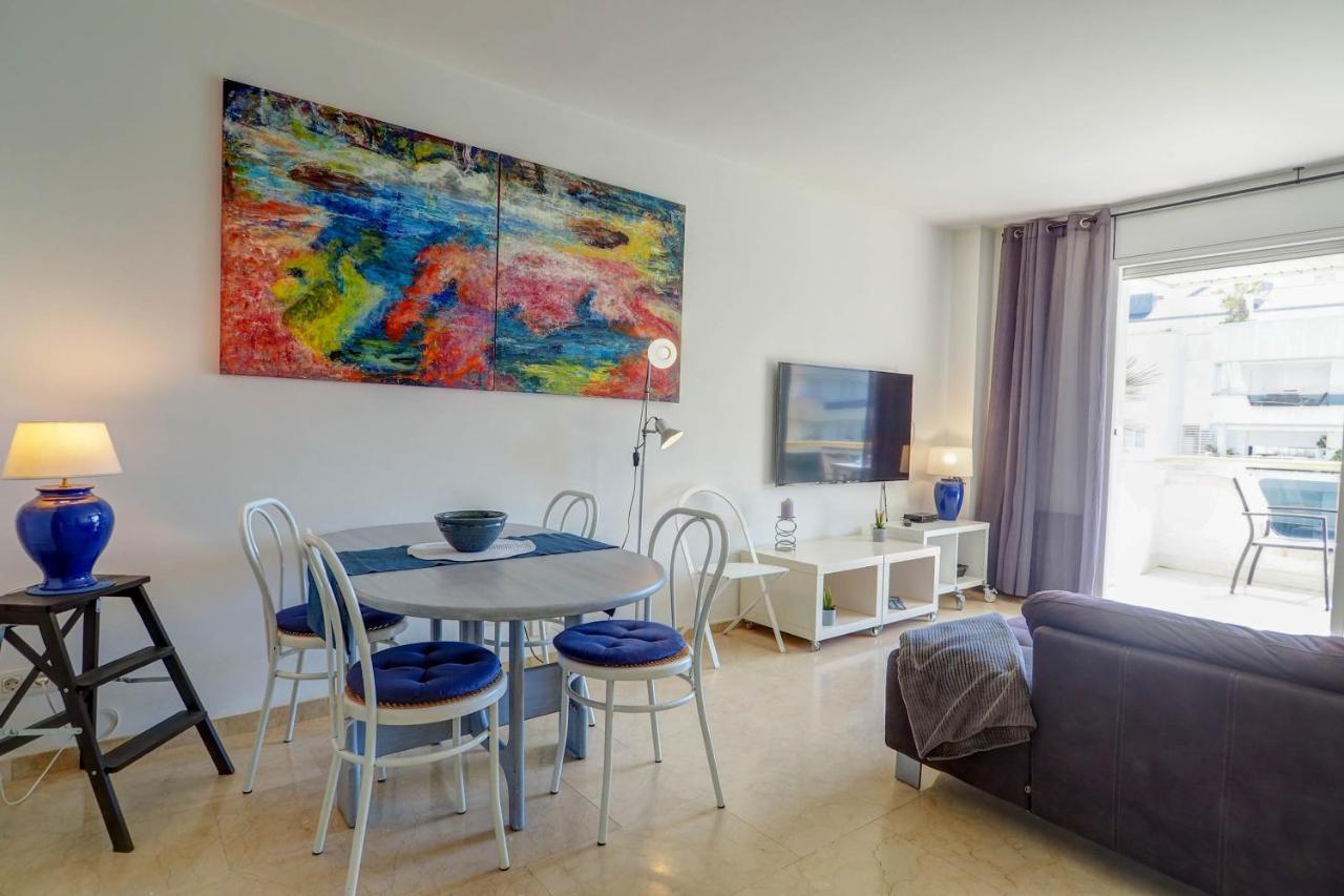 Mediterraneo Seaview Apartment By Hello Homes Sitges Eksteriør billede