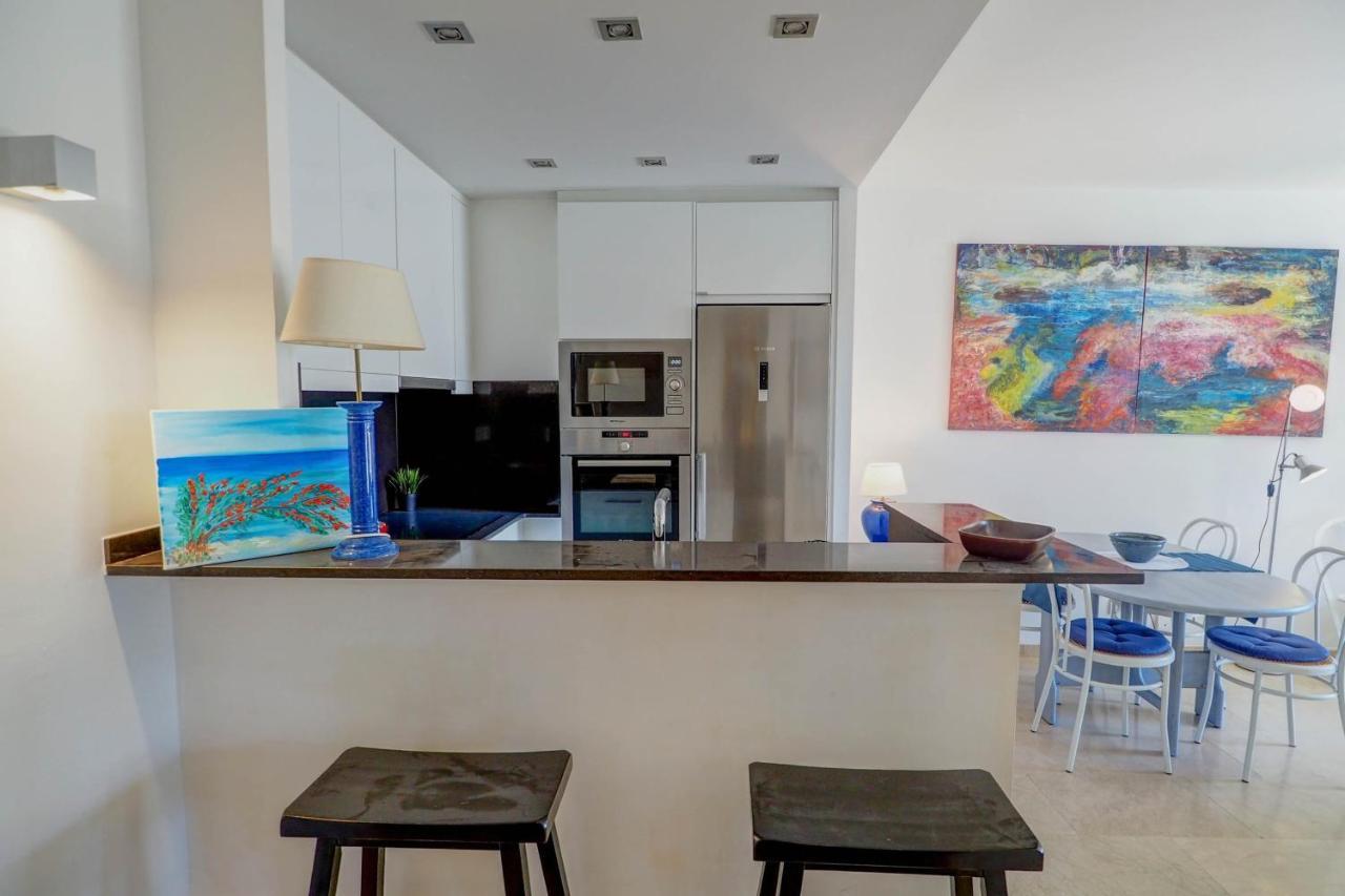 Mediterraneo Seaview Apartment By Hello Homes Sitges Eksteriør billede
