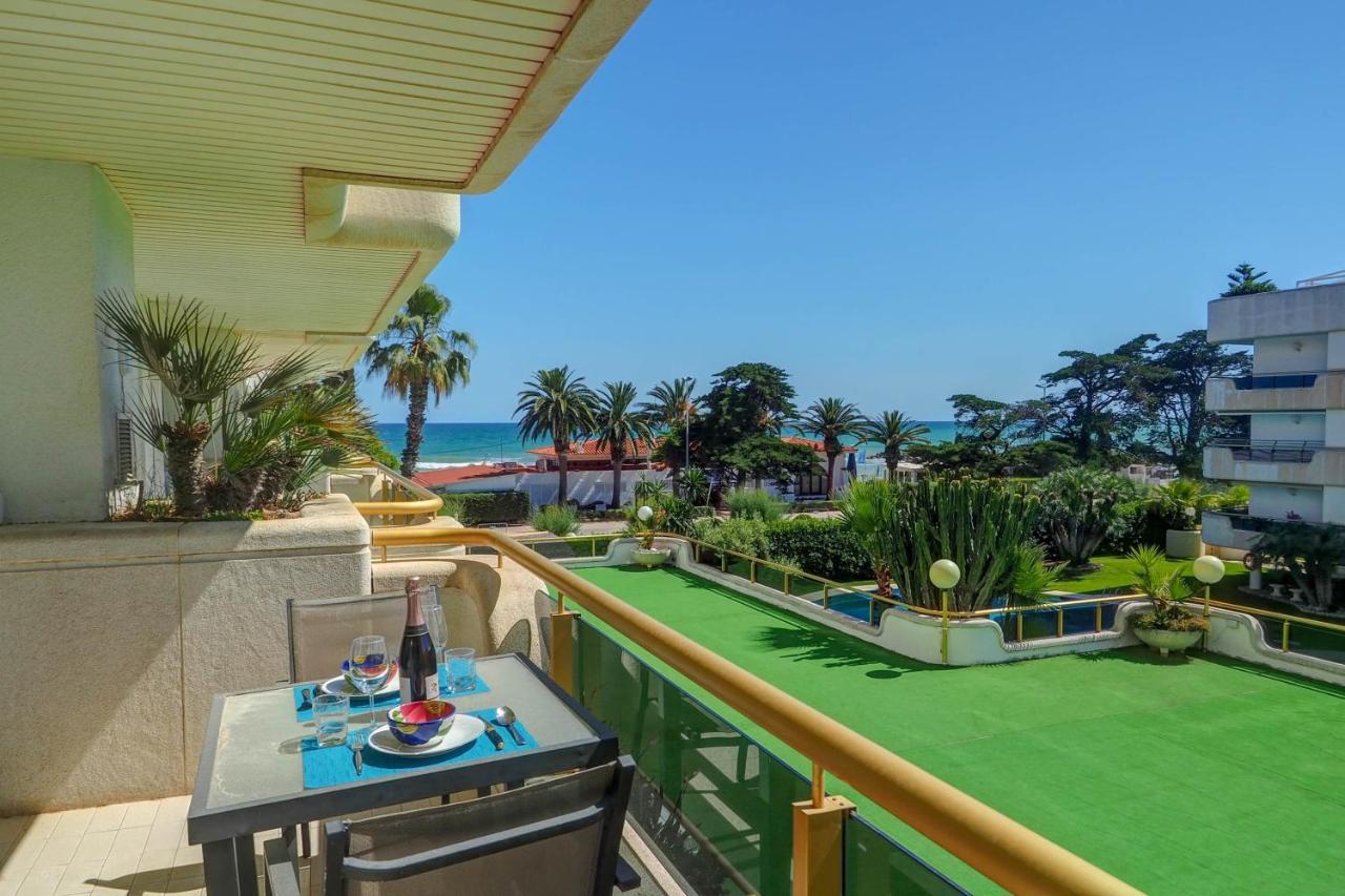 Mediterraneo Seaview Apartment By Hello Homes Sitges Eksteriør billede